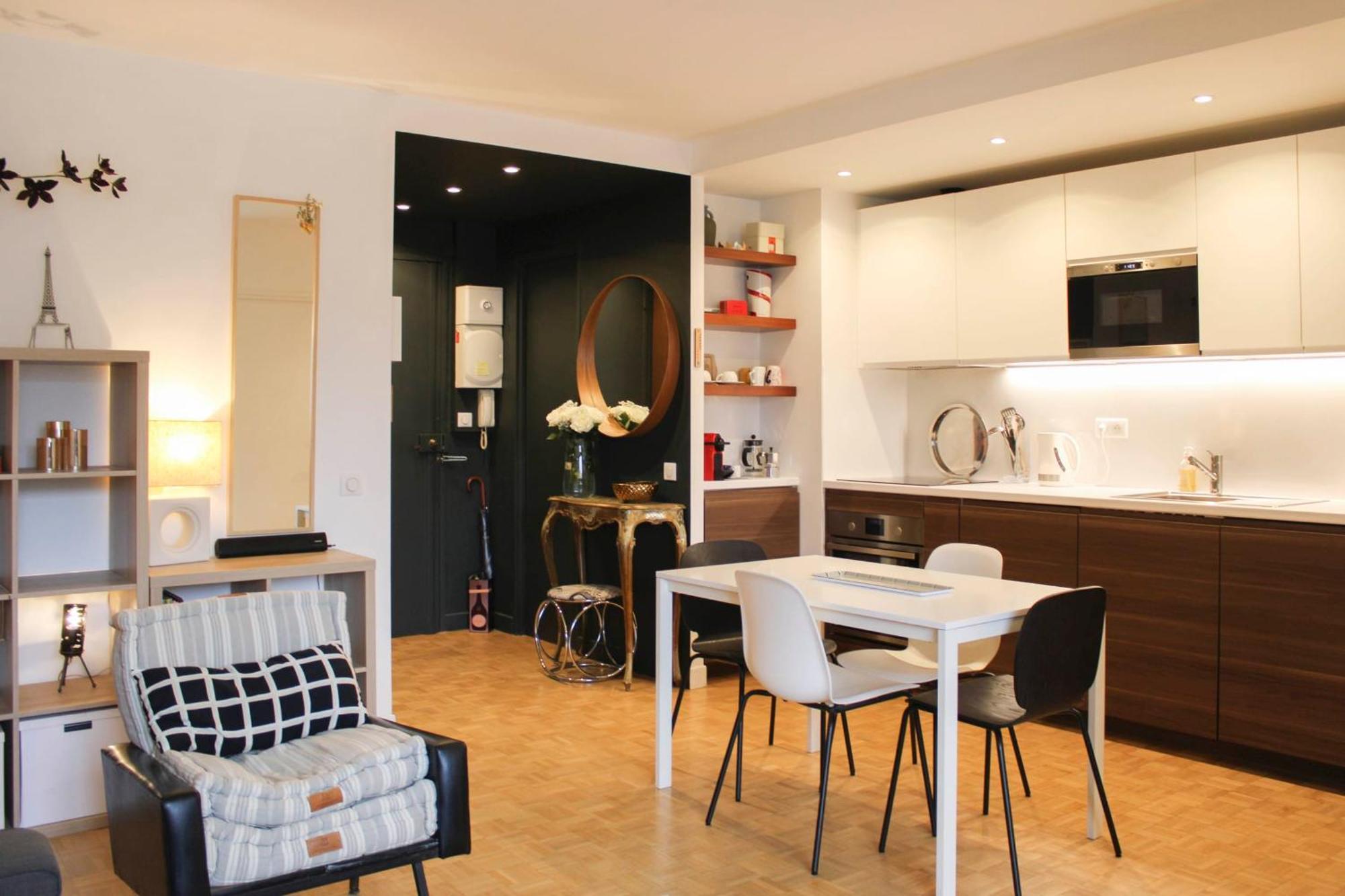Apartment Charming T2 With Balcony Near The Bastille *